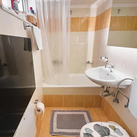 2 Bedrooms Center Apart Patras Buitenkant foto