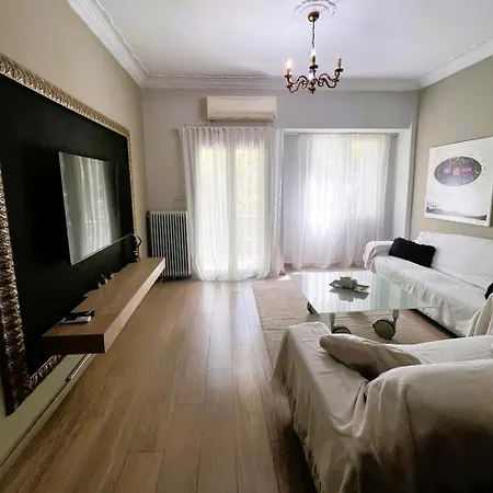 2 Bedrooms Center Apart Patras Buitenkant foto