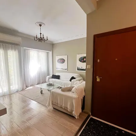 2 Bedrooms Center Apart Patras Buitenkant foto