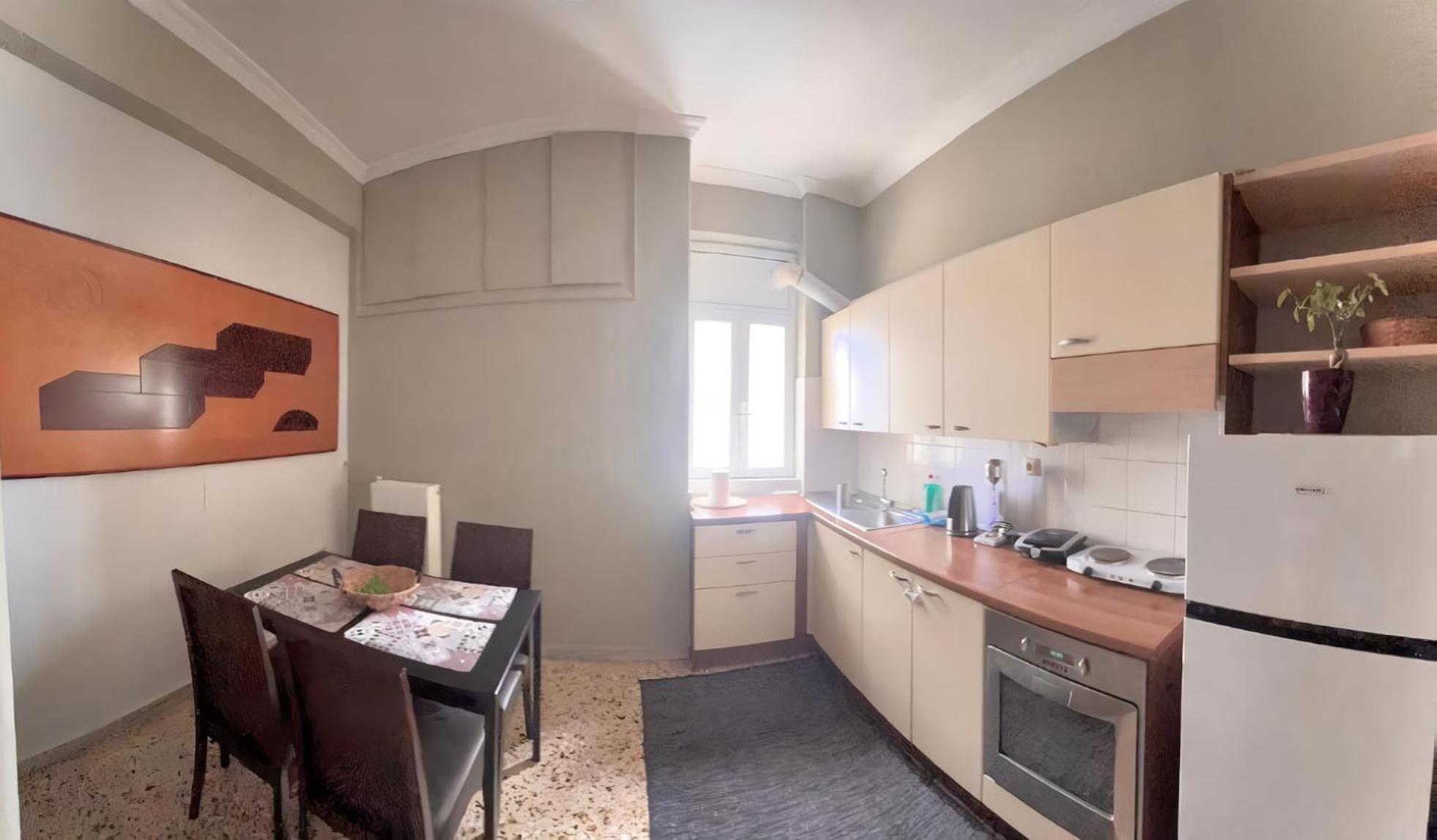2 Bedrooms Center Appartement *